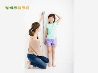 孩子一年長不到4公分 恐生長遲緩