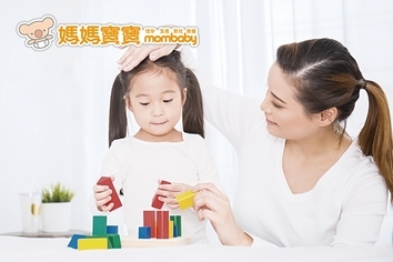 黃老斯聊教養.0~6歲的心智發展