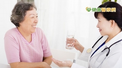 驚!65歲婦人因低血糖引發足部缺血性壞死
