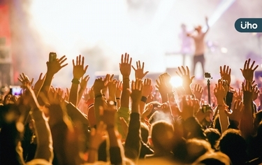 人潮推擠「最危險時間、地點」曝光!醫揭「保護動作」關鍵3招