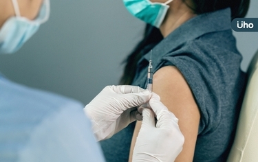 該打次世代疫苗嗎?醫揭「天選之人」成因:8成都做了「這選擇」