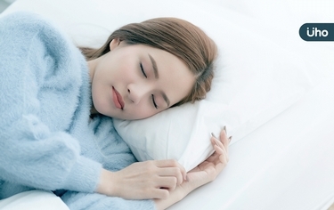 睡不著怎麼辦？專家教你睡眠練習4步驟：想「這些事情」比數羊更有效