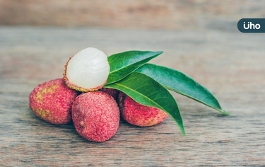 荔枝、玉荷包怎分辨?果皮挑「這顏色」才好吃!小心上火2類人別多吃