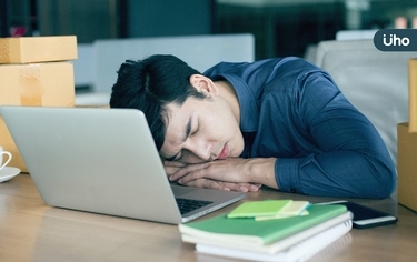 午覺睡太久「超過1小時」死亡風險增3成！醫揭「最佳午睡時間」