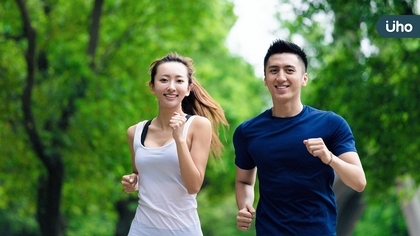 全台唯一在山海湖及芒花美景馬拉松 跑出健康特色美食端上補給站