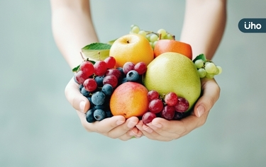 減肥可吃水果嗎？營養師1圖解水果「控糖排行榜」：吃芒果竟比蘋果瘦
