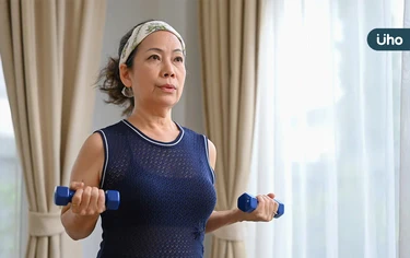 老人「髖部骨折」沒前兆!醫曝NG作息恐「骨本保不住」3招速測