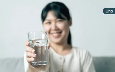 喝水都胖？很可能是你「喝錯」方式！研究實證「這樣喝水」瘦4公斤