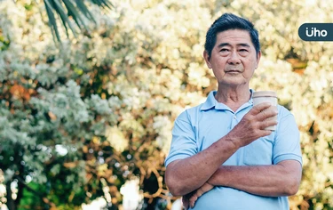 人老後,為什麼變得難相處?醫揭「5大關鍵變化」老人孤獨感超乎想像