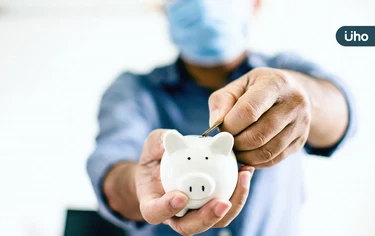 不幸罹癌⋯沒錢付醫藥費怎麼辦?專家建議「這款保單」為癌友困境解套