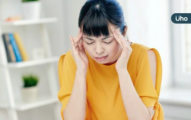 偏頭痛有什麼症狀？醫揭4特徵自我檢測：連續●●天恐變慢性偏頭痛