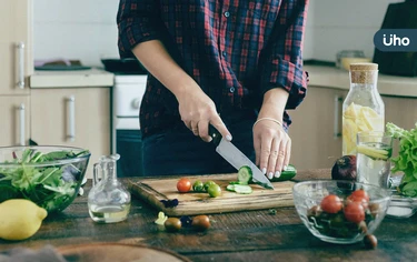 工作好忙，下班沒時間煮飯？專家列「省時3招」先準備好這些食材