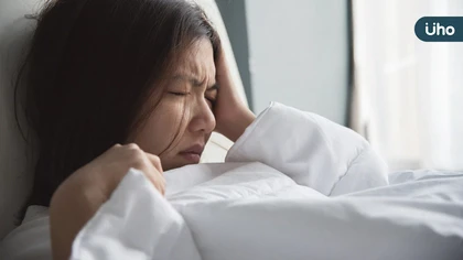 常常手麻、頭暈、睡不好,以為是自律神經失調?根源在頸椎的「交感神經型頸椎病」