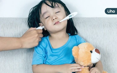 流感全年化趨勢!台大醫示警「秋冬恐雙病毒夾擊」重症死亡風險大增