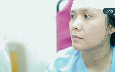 乳癌化療當心後遺症!她「周邊神經病變」四肢如刀割痛⋯醫教1招緩解