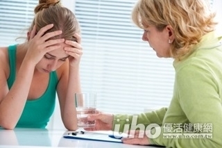 研究:高齡產婦 易生出憂鬱女兒