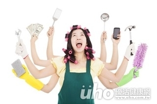 大掃除姿勢不當 疼痛無力恐是媽媽手上身