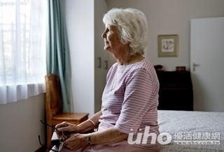 老人太健忘 當心誤把失智當退化