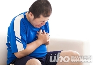 胸悶容易喘 小心瓣膜逆流!