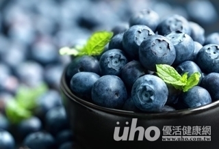 藍莓補腦　逆轉老化多吃水果