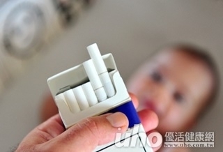 二手菸、趴睡 恐致嬰兒猝死