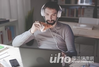 11點才吃晚飯 血糖飆超高!